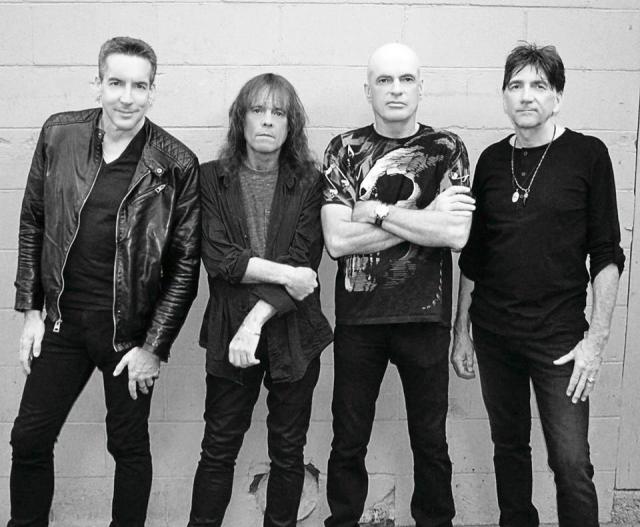 Garrett With Special Guests Lily Dippers